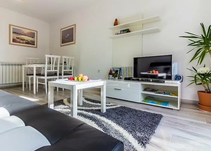 Mika Apartman Pula