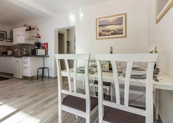Mika Apartman Pula